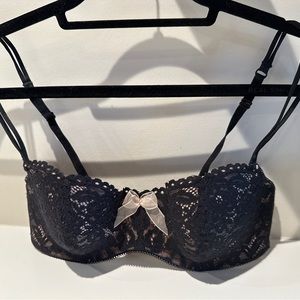 B Tempt’d Black Lace Bra